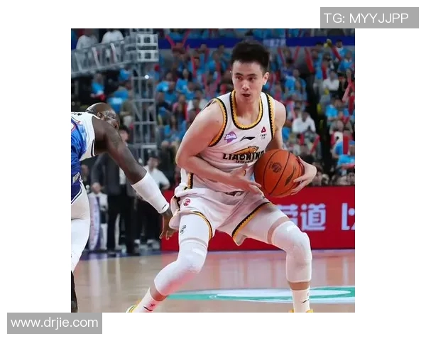 CBA新疆队与山东队全场精彩对决回顾及赛后分析