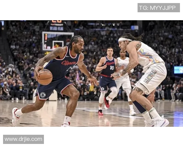 快船与掘金激战正酣1月13日精彩对决引人瞩目 快船与掘金激战正酣1月13日精彩对决引人瞩目